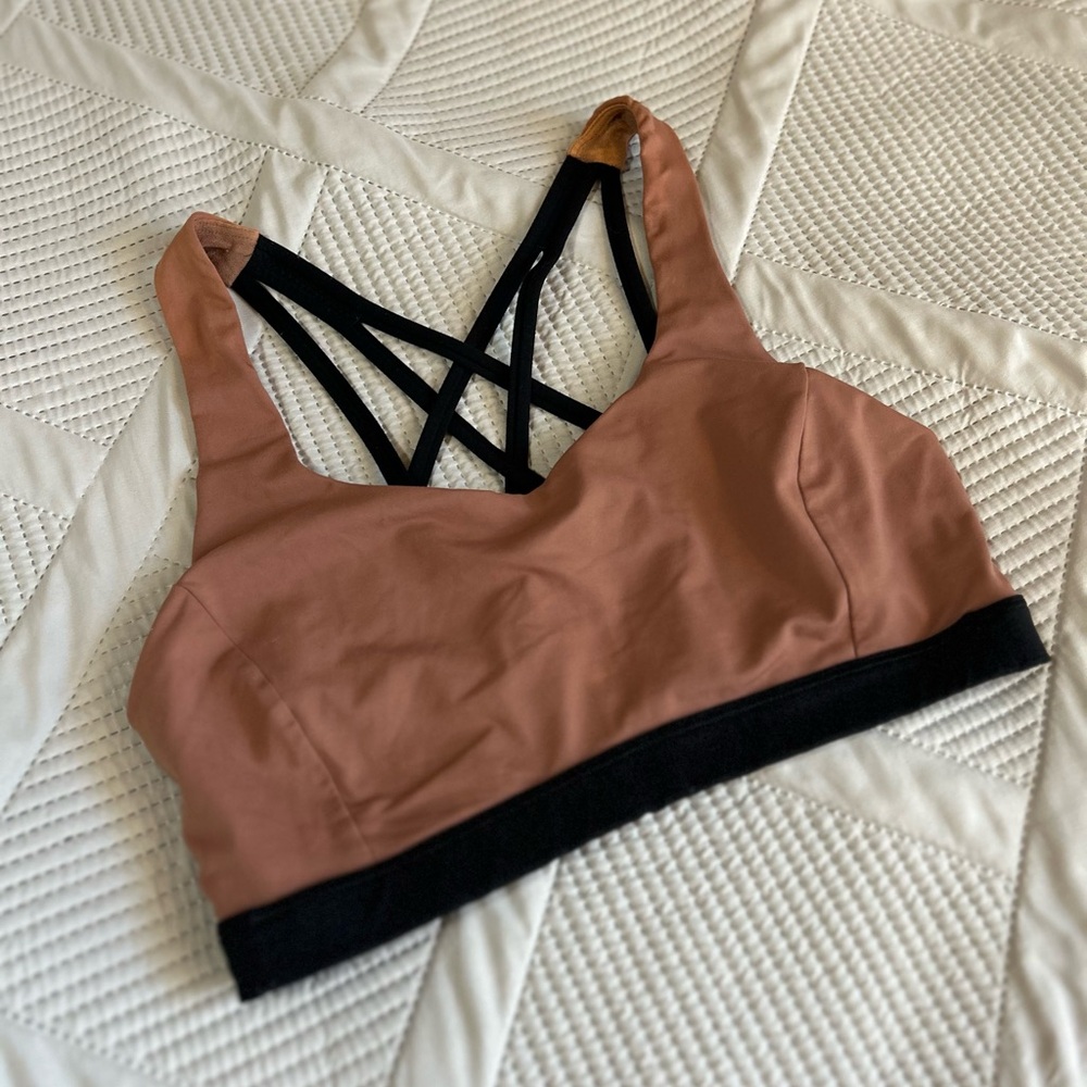 Lululemon Free To Be Serene sports bra. Henna/black color. Size 6.